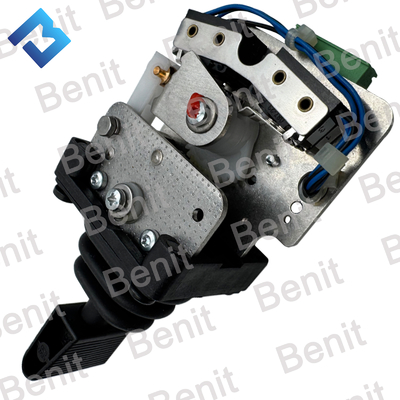 W50 Joystick Control Stick 24V Control Handle 194444 Comutador de elevação de correia transportadora para peças de máquinas de fresagem rodoviária