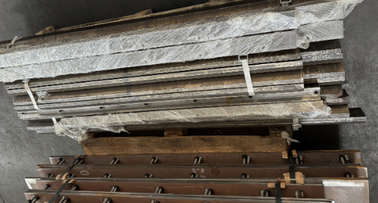 Alta Qualidade VOE17253552 Kit de serviço de peças de transporte ABG6820C Kit de desgaste de transportador ABG7820D