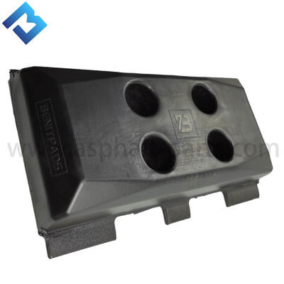 Almofadas de borracha da trilha de Asphalt Paver 300mm do tipo de Benit para  S1600 S1800 S1900