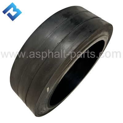 2453827 W50H Pneus sólidos Pneus dianteiros Rodas dianteiras sólidas para peças sobressalentes de fresadoras de estradas