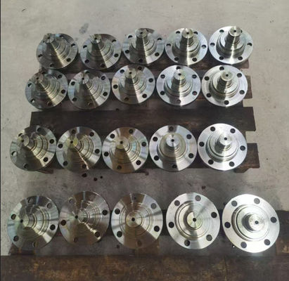 P8820DL Peças sobressalentes de pavimentador de asfalto transportador espiral eixo intermediário separador rotativo eixo intermediário VOE12766358