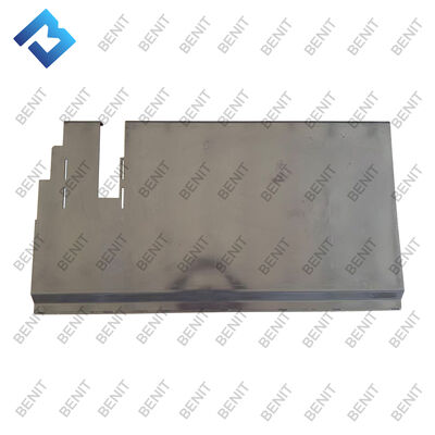 VDT-V88 Deflector Central RH RM87966826 Fender frontal Deflector de placa de parafuso 80632482 para peças sobressalentes de pavimentador de asfalto